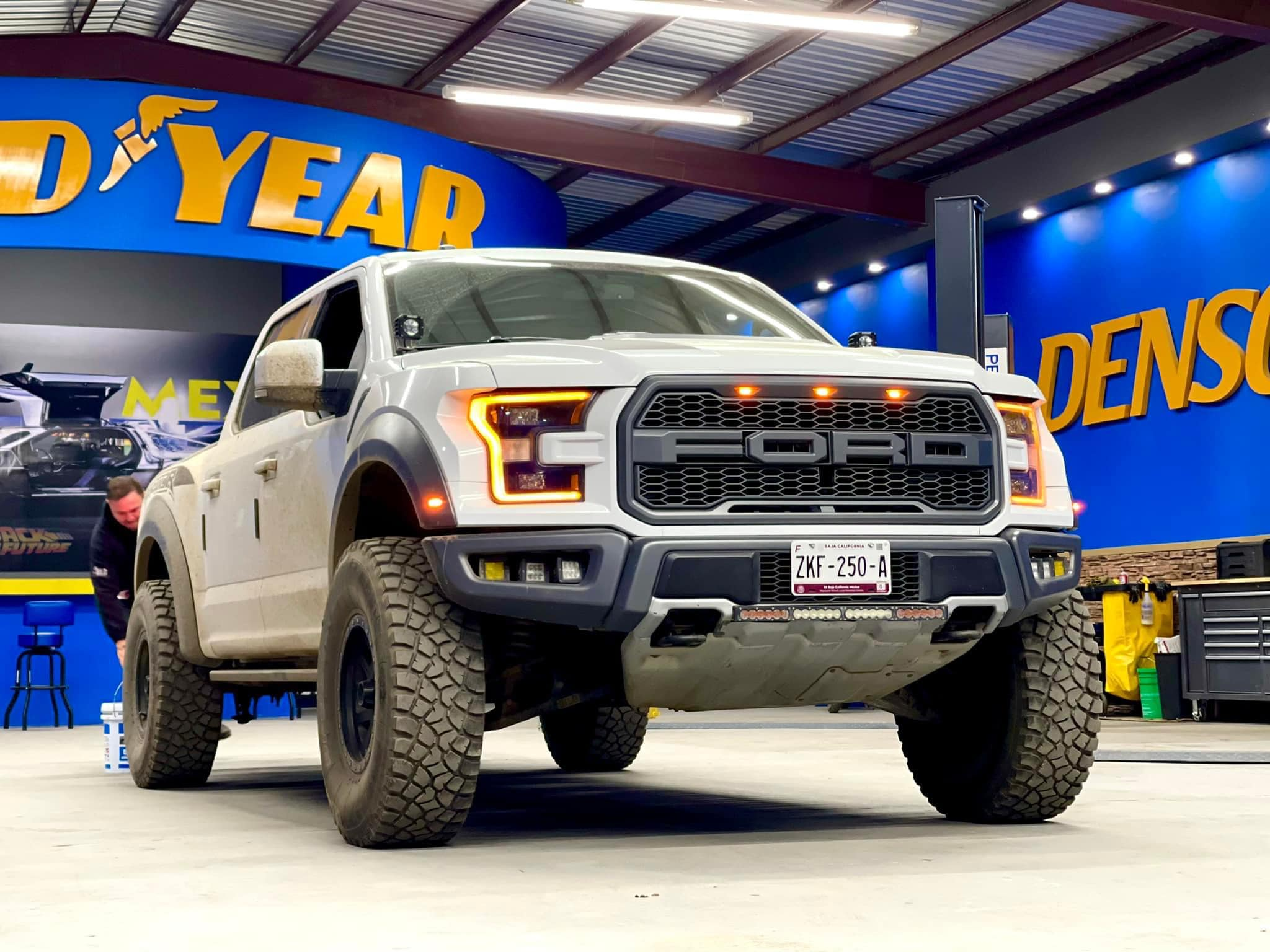 Ford Raptor modificado